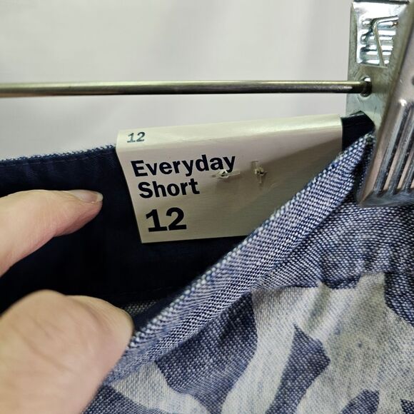 Old Navy Blue Floral Linen Blend Everday Shorts Size 12 - Picture 6 of 8